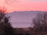 Vic&Sunnys lake view apartment