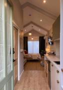 Stylish Geelong Cabin - Your home away from home