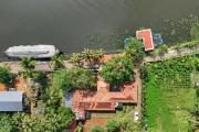 The Backwater Heritage -Unwind on tranquil Alleppey backwaters