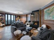 Appartement rénové 5 chambres avec balcon, cheminée et Wifi à 400m du centre de Megève - FR-1-453-170