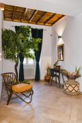 Tuscany & Luxury Suite diffused in historical center