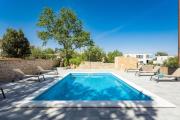 Cesare Apartment, with Swimming pool and Sea view