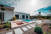 Villas de Provence - Maison avec piscine chauffée "Nirvana Pop Art"