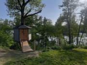 Domek nad jeziorem z jacuzzi