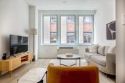 FiDi 1br w gym doorman wd nr Wall St NYC-983