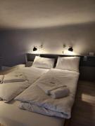 Ample Ville Apartment