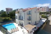 Luxury Villa, 40 sqm heated private pool, gym, Seaview, 200m to beach, 7 bedrooms