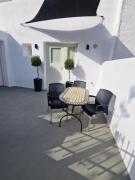 Top Emporio Santorini