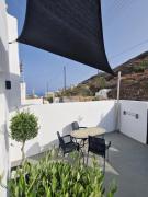 Top Emporio Santorini