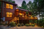 Bear Mountain Chalet in Sevierville with Hot Tub