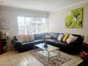 76 on dUrban Street, Bothasig