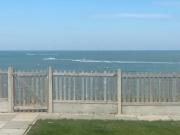 BRiSYL BEACH HOUSE, with amazing changing views! BRiSYL BEACH HOUSE, with amazing changing views!