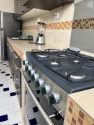 DECO 2 Downtown 3 bed Apartment renewed