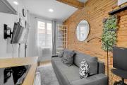 Getaway For 2 Beautiful Studio Near The Garonne