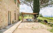5 Bedroom Gorgeous Home In Arezzo