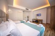 Top Ksamil