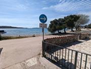 Ground floor 50m from Beach back entrance