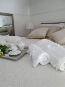 White Pearl - Luxury