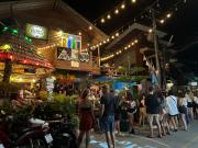 Hostel and Music Bar Bros