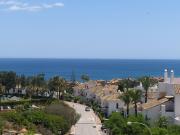 Duquesa Regents apt, large balcony with spectacular sea views close to port and beach