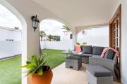 CASA BRANSFORD, Excellent, Sunny House with Private Heated Pool
