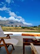 All Season Lovely Seafront Cottage