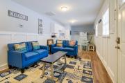 2 Mi to Barefoot Landing! Baileys Beach Cottage