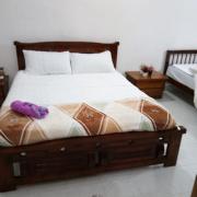 Rumah Tamu FieSari Jeli M U S L I M