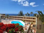 White and Quiet! Modern apartment in San Agustin