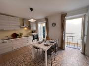 La Finestra sul Molo - by MyHomeInComo