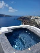 Captain John Oia-Caldera,Sunset & Volvano View