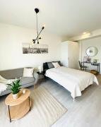 Lovely studio with easy access to Helsinki and airport