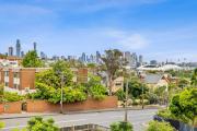 South Yarra apartment with stunning views