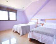 GALIHOST - Casa con precioso jardín en Vilanova de Arousa