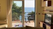 Beachfront Apartment - Sarandë