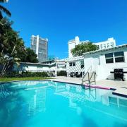 Oia House Brickell Beach 10 minutes Pool Location