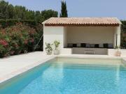 Loft avec piscine privée en campagne proche Saint Remy de Provence
