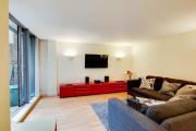 Spacious 2 bed 2 bath Kings Cross Apartment