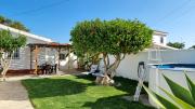 Apartamento privado con jardin, piscina elevada y bbq