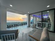 STUNNING BEACHFRONT VIEW LUXURIOUS Apartment 20 STUNNING BEACHFRONT VIEW LUXURIOUS Apartment 20