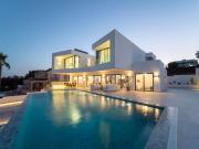 Holiday Home Luz by Interhome