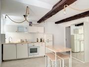 Studio 7b classé 3 étoiles climatisé à 2 mn du Port byLaConciergerie13