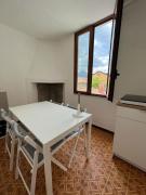 Casetta indipendente con vista