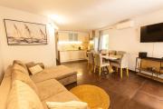 Large stylish 3 bedroom apartment Nancy for 5 people