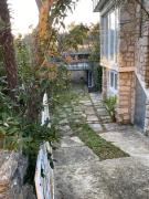 Top Cres