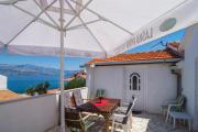 Apartment Ivo - 30m from the beach