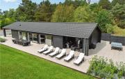 7 Bedroom Lovely Home In Ebeltoft
