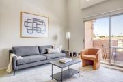 Woodland Hills 1BR w Gym WD Pool nr 101 LAX-681