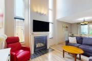 Cozy Sierra Lane Retreat, Steps to BM Village!