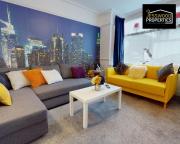 Stylish 3 Bedroom House by Jesswood Properties Short Lets near M1 Luton Airport For Contractors & Business